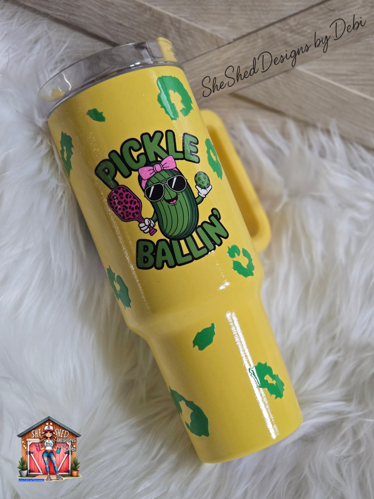 “Pickle Ballin’ 40oz Tumbler – Cute Kawaii Pickle Cup | 2-Sided Design | CrystaLac Finish”